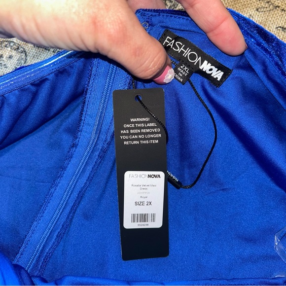 Fashion Nova NWT! Royal Blue Rosalia Stretch Velvet Maxi Dress Size 2X - Picture 8 of 15